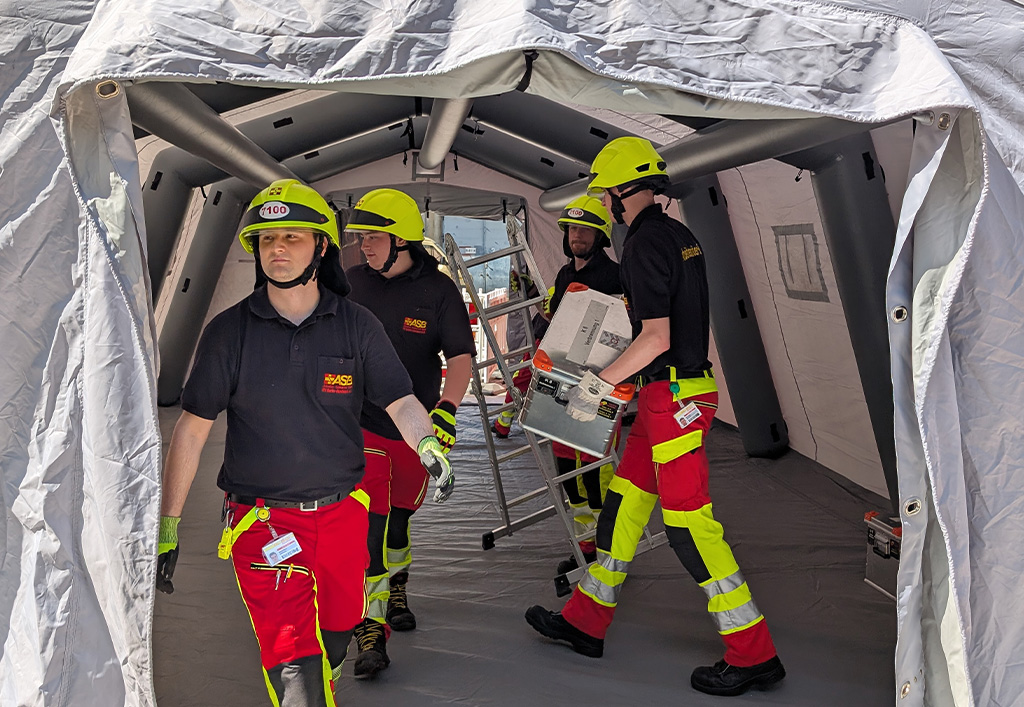 Katastrophenschutz_Übung_Unfallhilfestelle_Aufbau