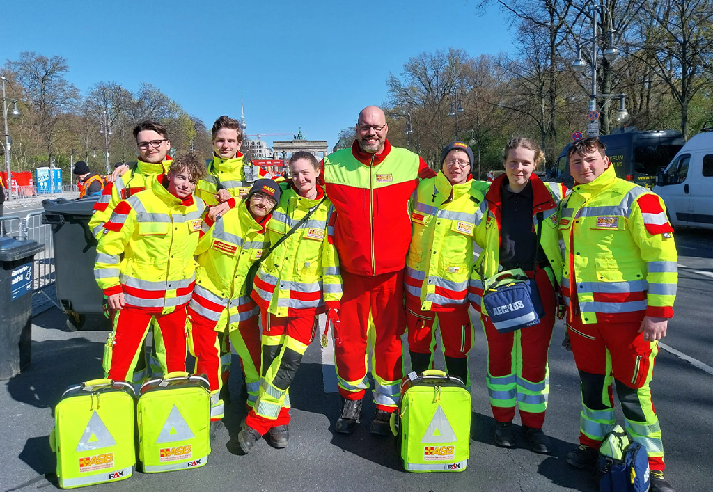 ASB_Sanitätsdienst_Gruppenbild_Einsatz